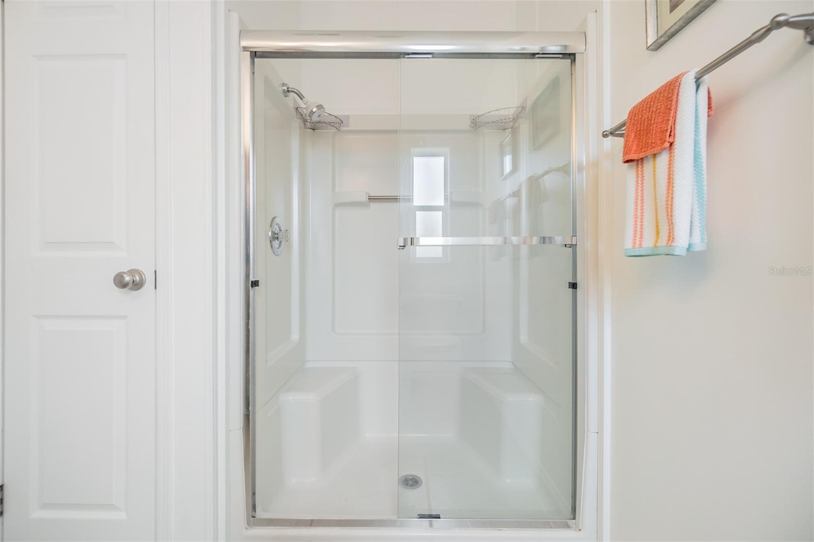 Image 19 of 61 For 37443 Gill Avenue