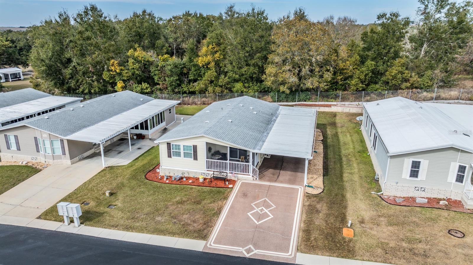 Image 21 of 61 For 37443 Gill Avenue