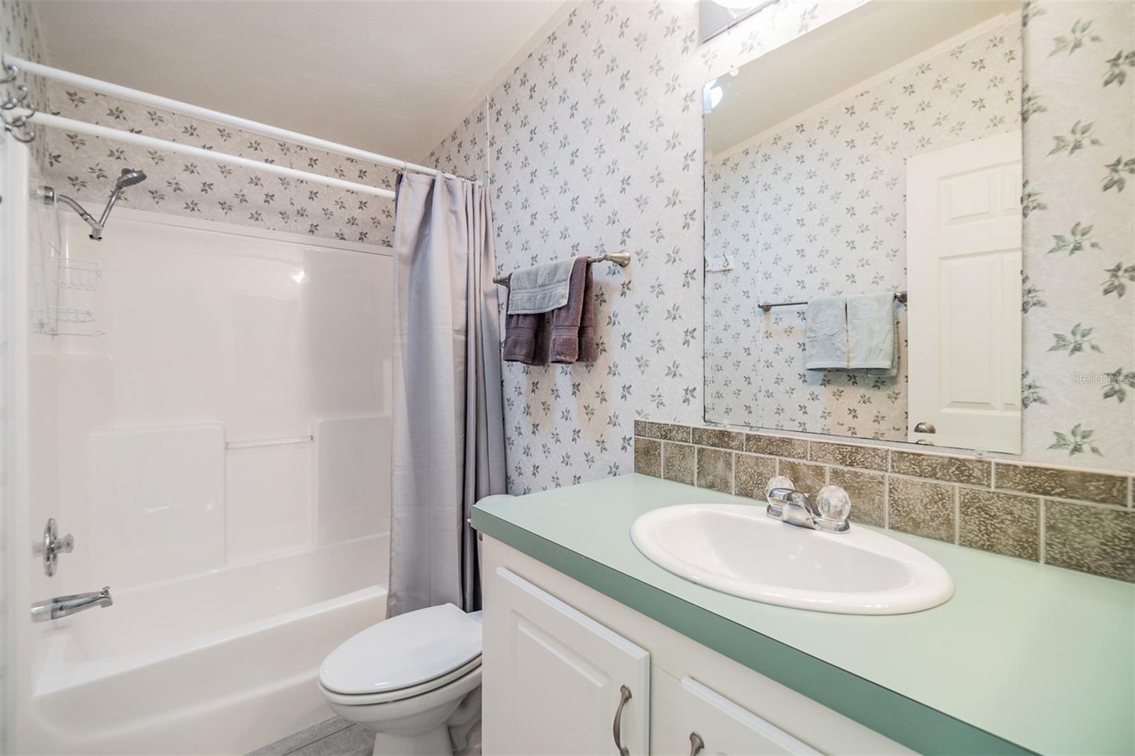 Image 30 of 61 For 37443 Gill Avenue