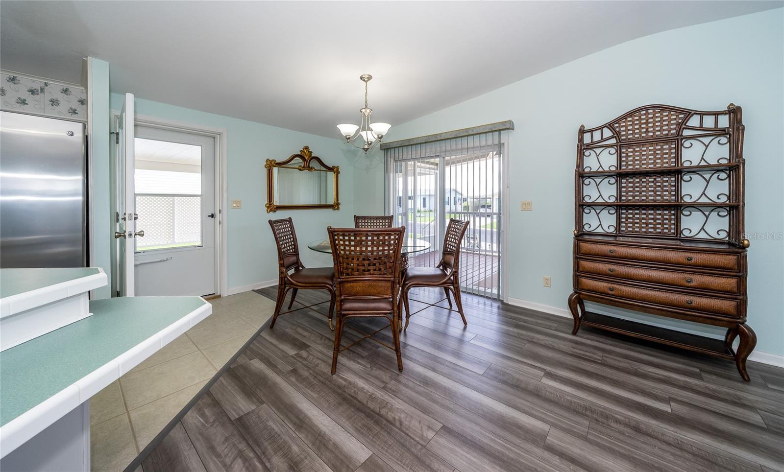 Image 37 of 61 For 37443 Gill Avenue