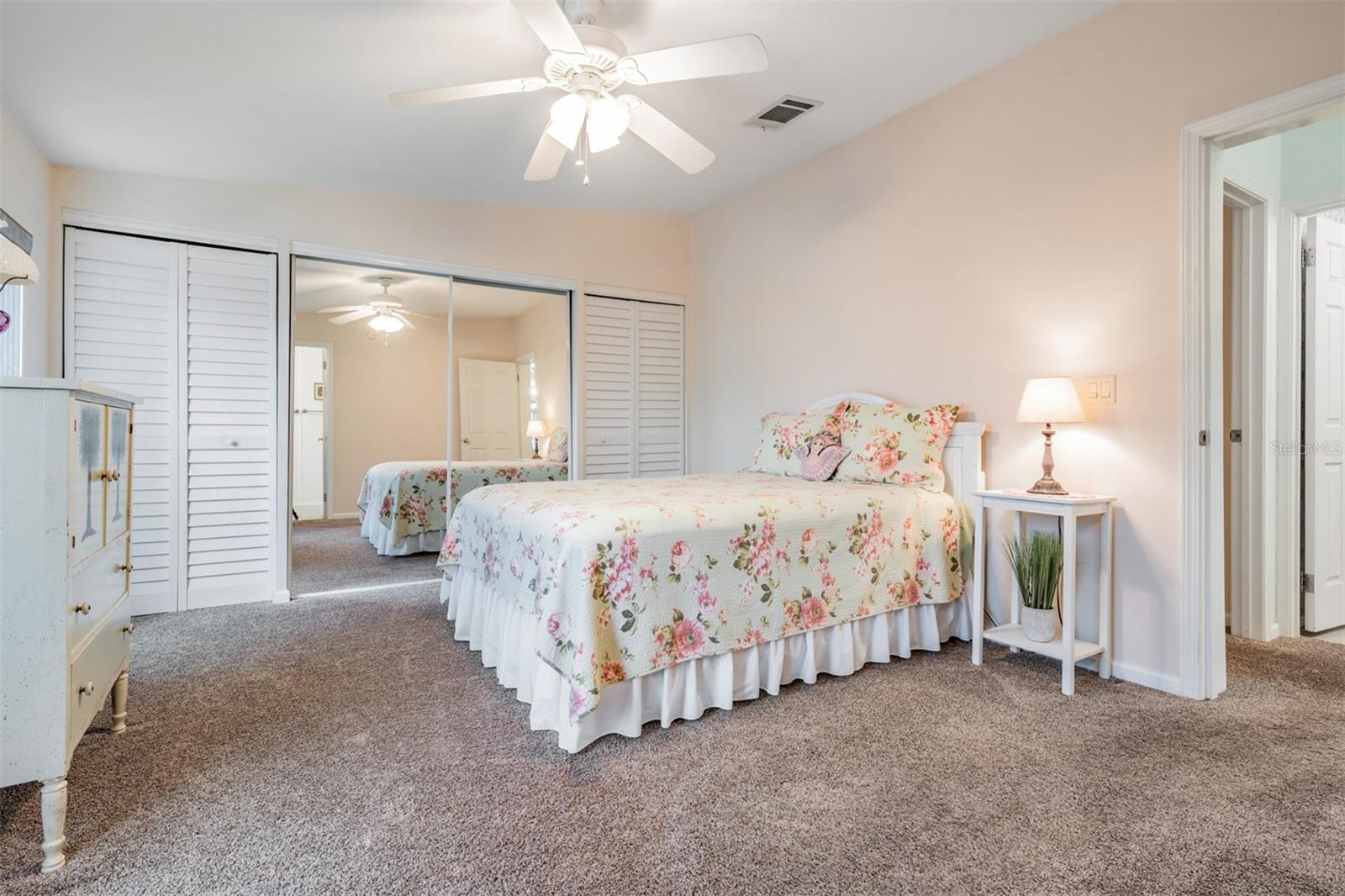 Image 44 of 61 For 37443 Gill Avenue