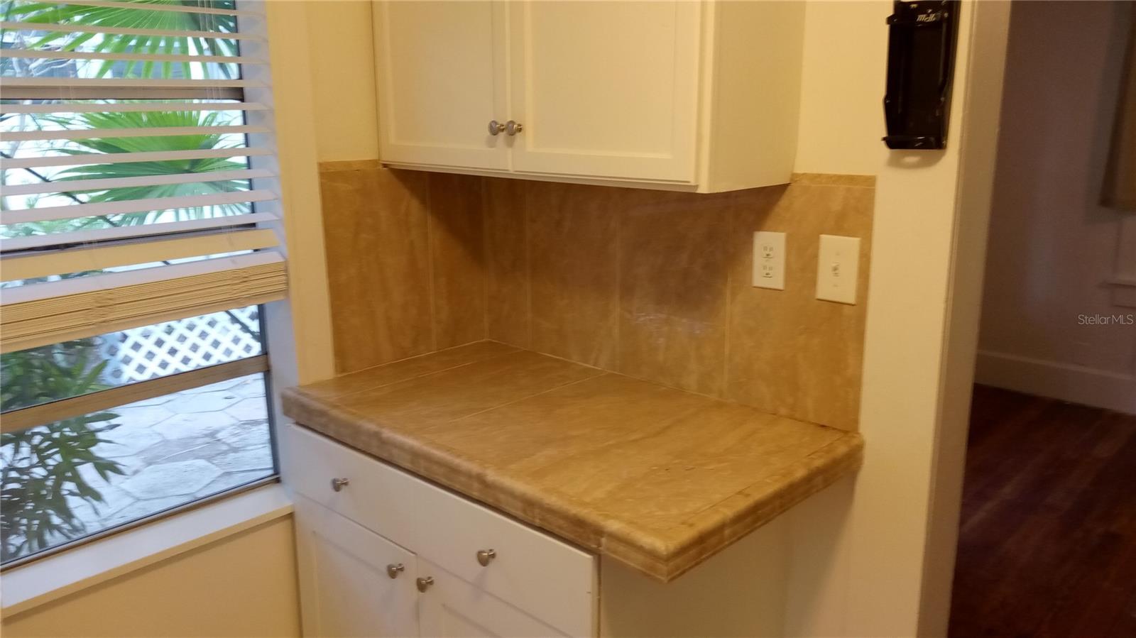 Image 6 of 9 For 316 11th Avenue Ne 4