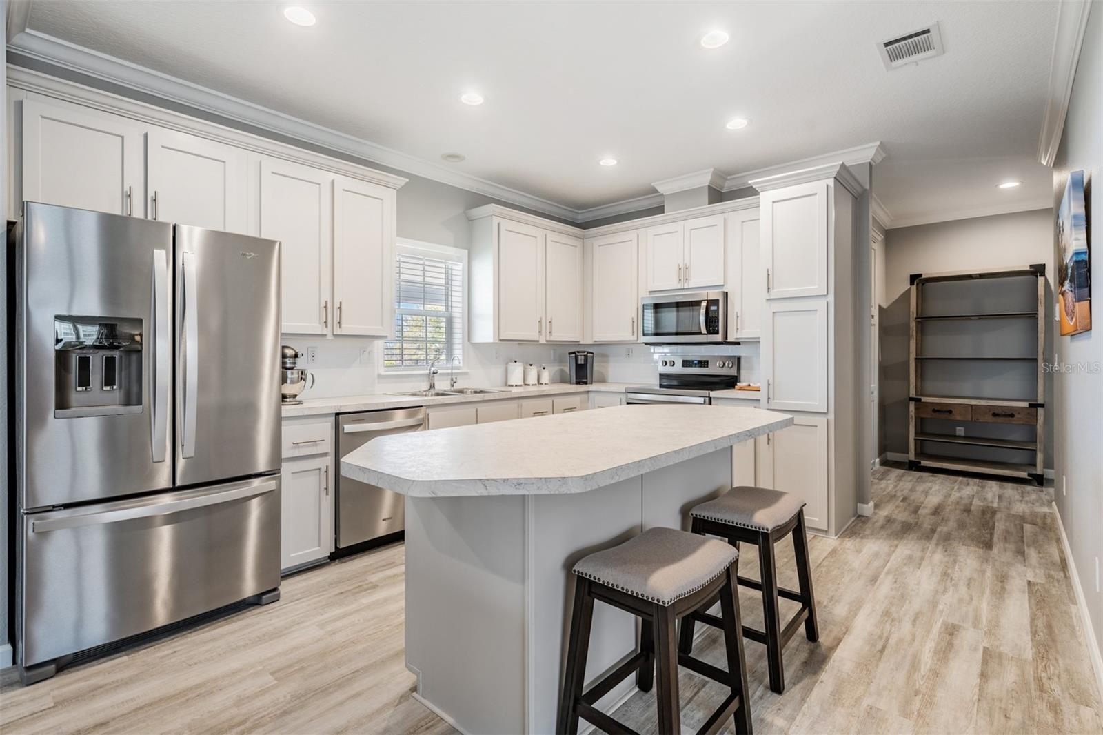 Image 8 of 45 For 7824 Kay Marie Avenue