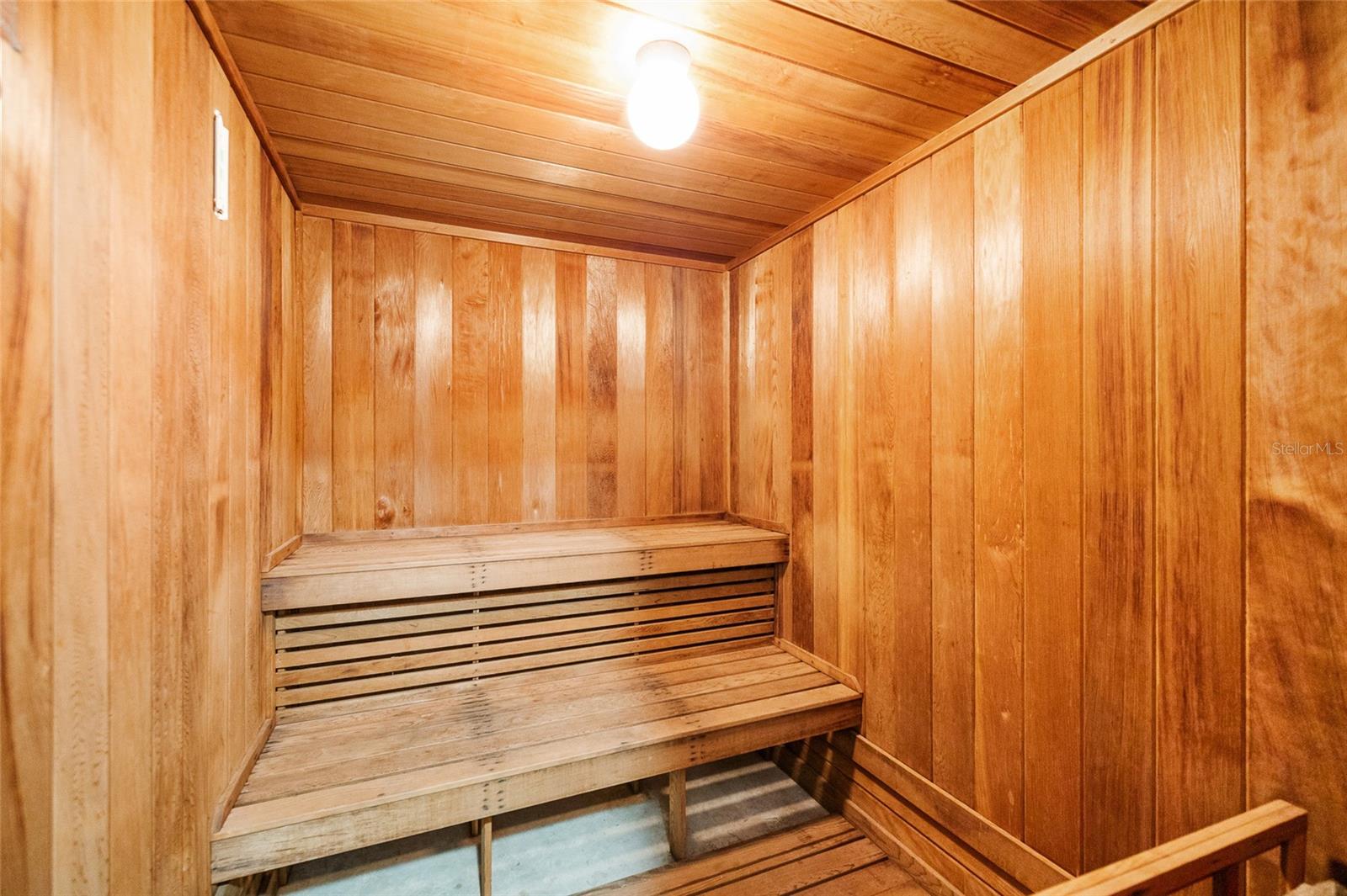 Image 41 of 59 For 950 Palm Avenue 101