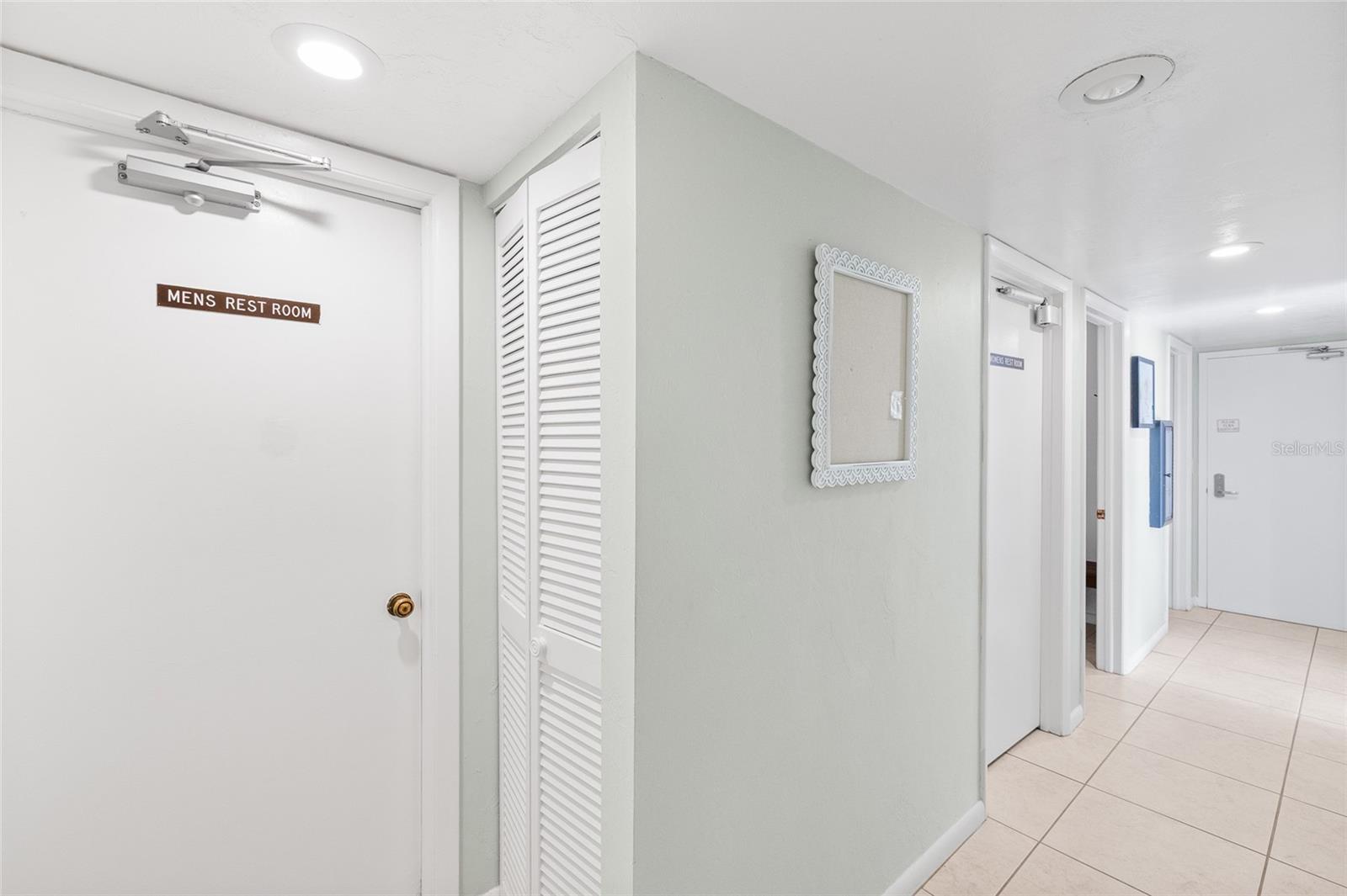 Image 42 of 59 For 950 Palm Avenue 101