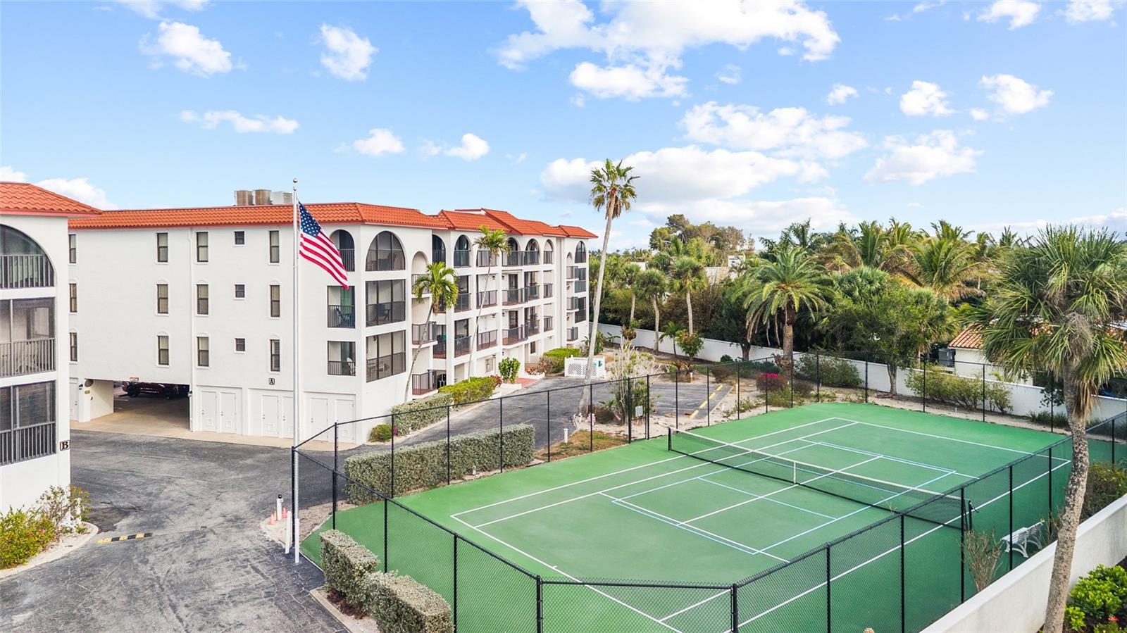 Image 59 of 59 For 950 Palm Avenue 101