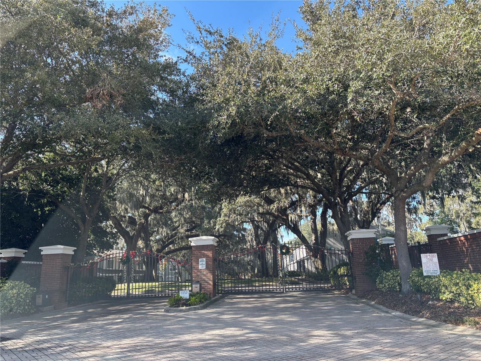 Image 2 of 12 For 870 Vineland Place