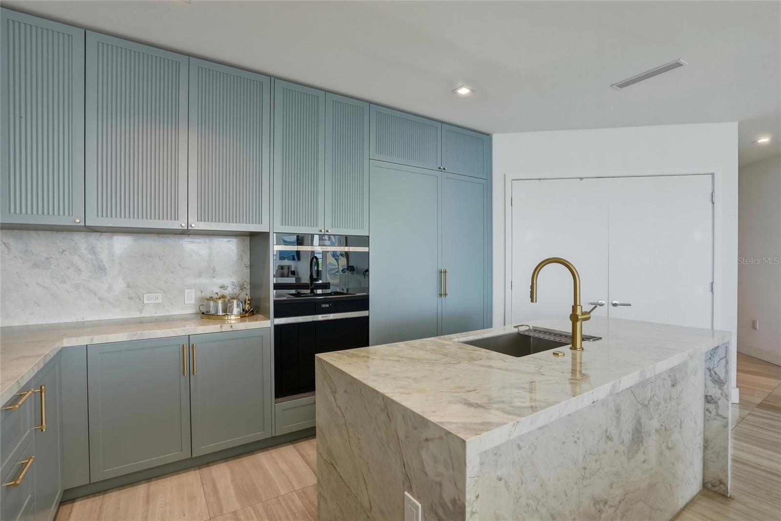 Image 12 of 88 For 3101 Bayshore Boulevard 504