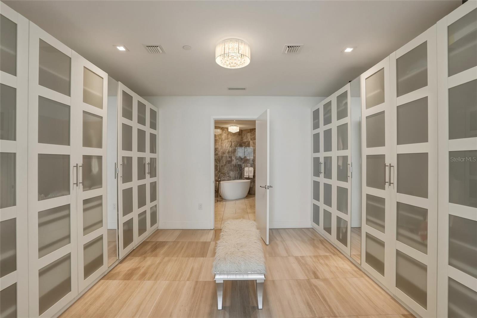 Image 22 of 88 For 3101 Bayshore Boulevard 504