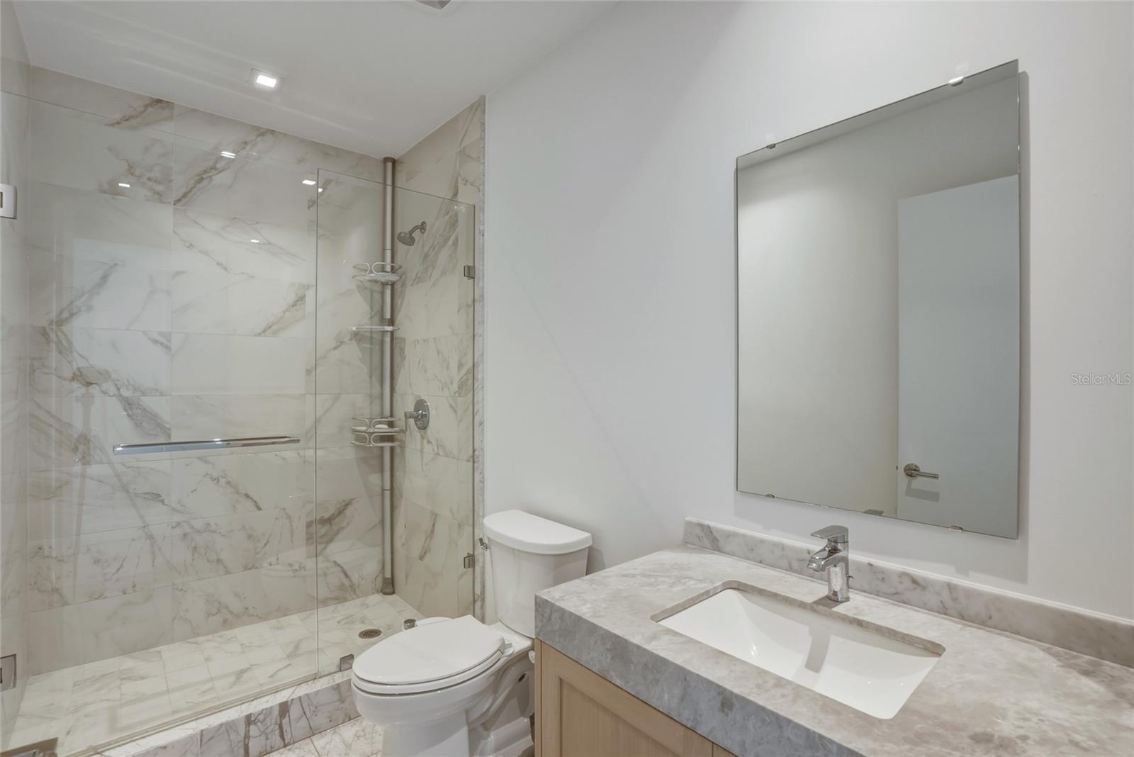 Image 31 of 88 For 3101 Bayshore Boulevard 504