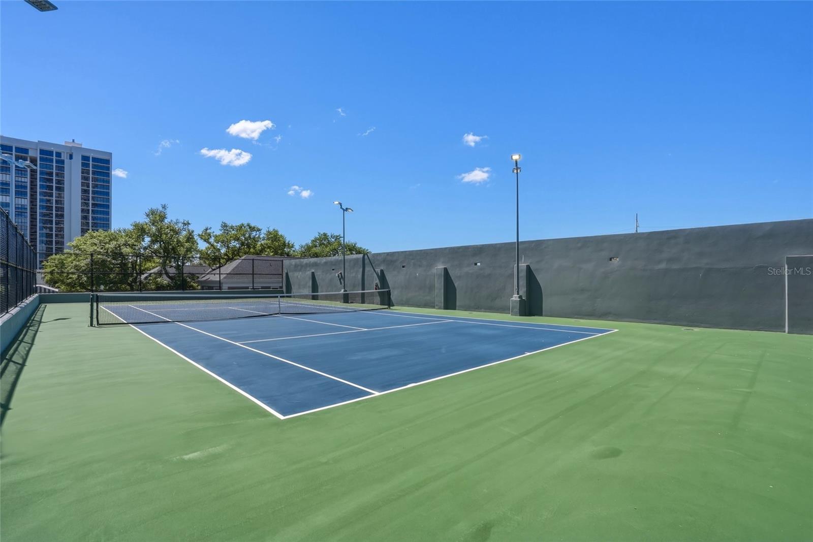 Image 77 of 88 For 3101 Bayshore Boulevard 504