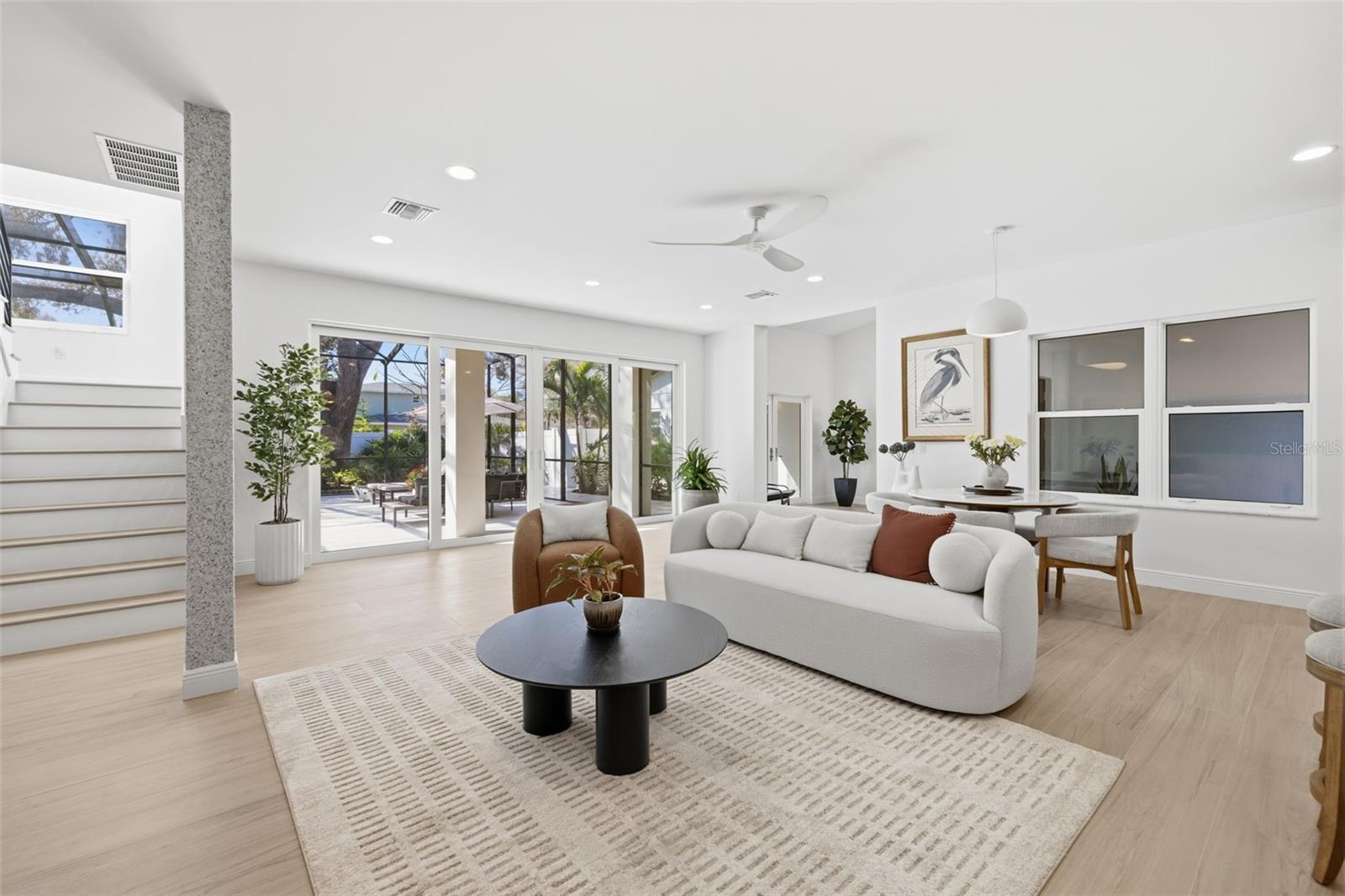 Image 14 of 99 For 639 43rd Avenue N