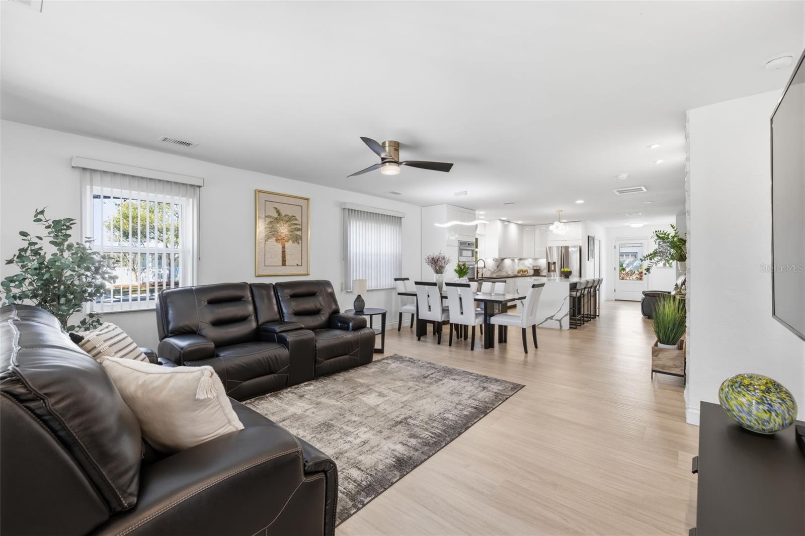 Image 45 of 99 For 639 43rd Avenue N