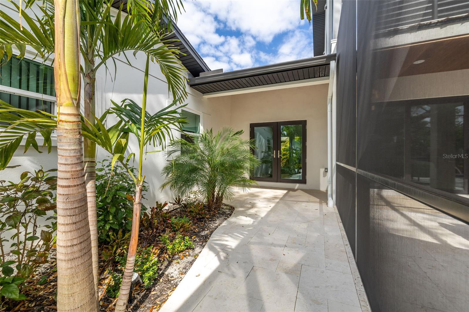 Image 50 of 99 For 639 43rd Avenue N