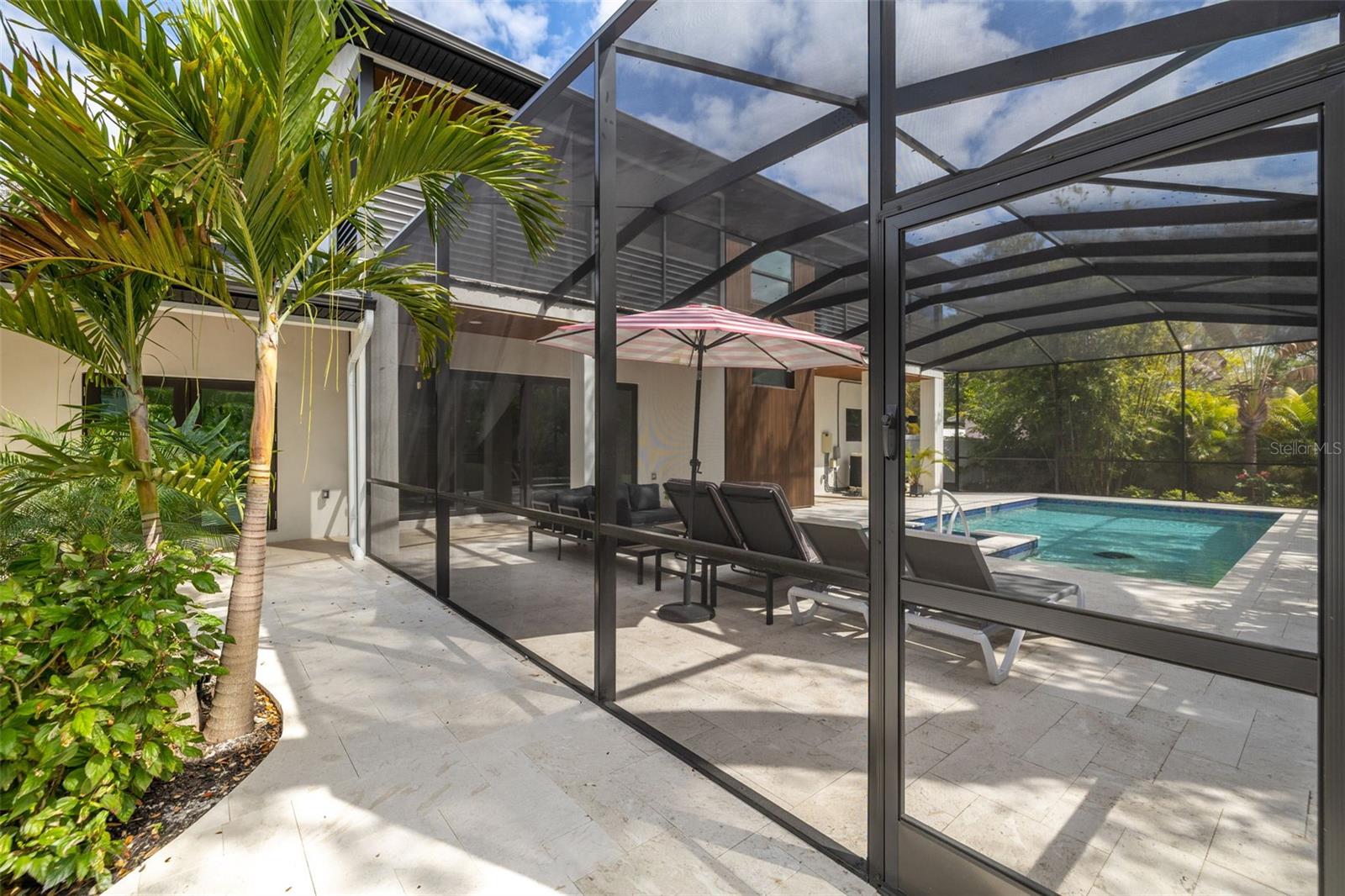 Image 51 of 99 For 639 43rd Avenue N