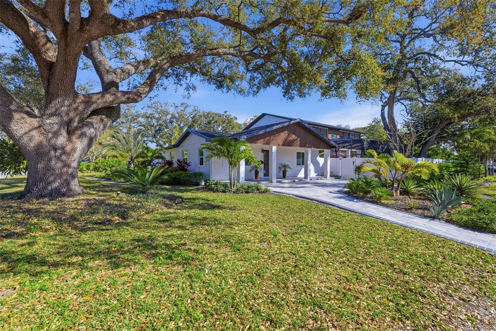 Image 57 of 99 For 639 43rd Avenue N