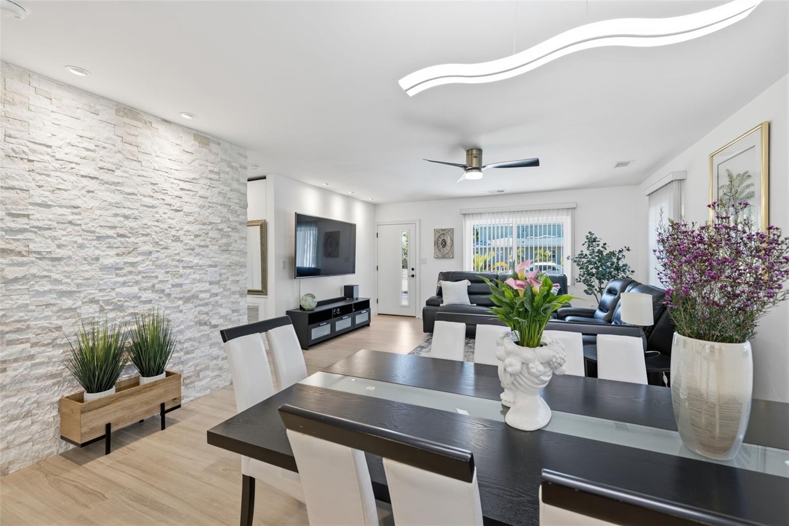 Image 69 of 99 For 639 43rd Avenue N