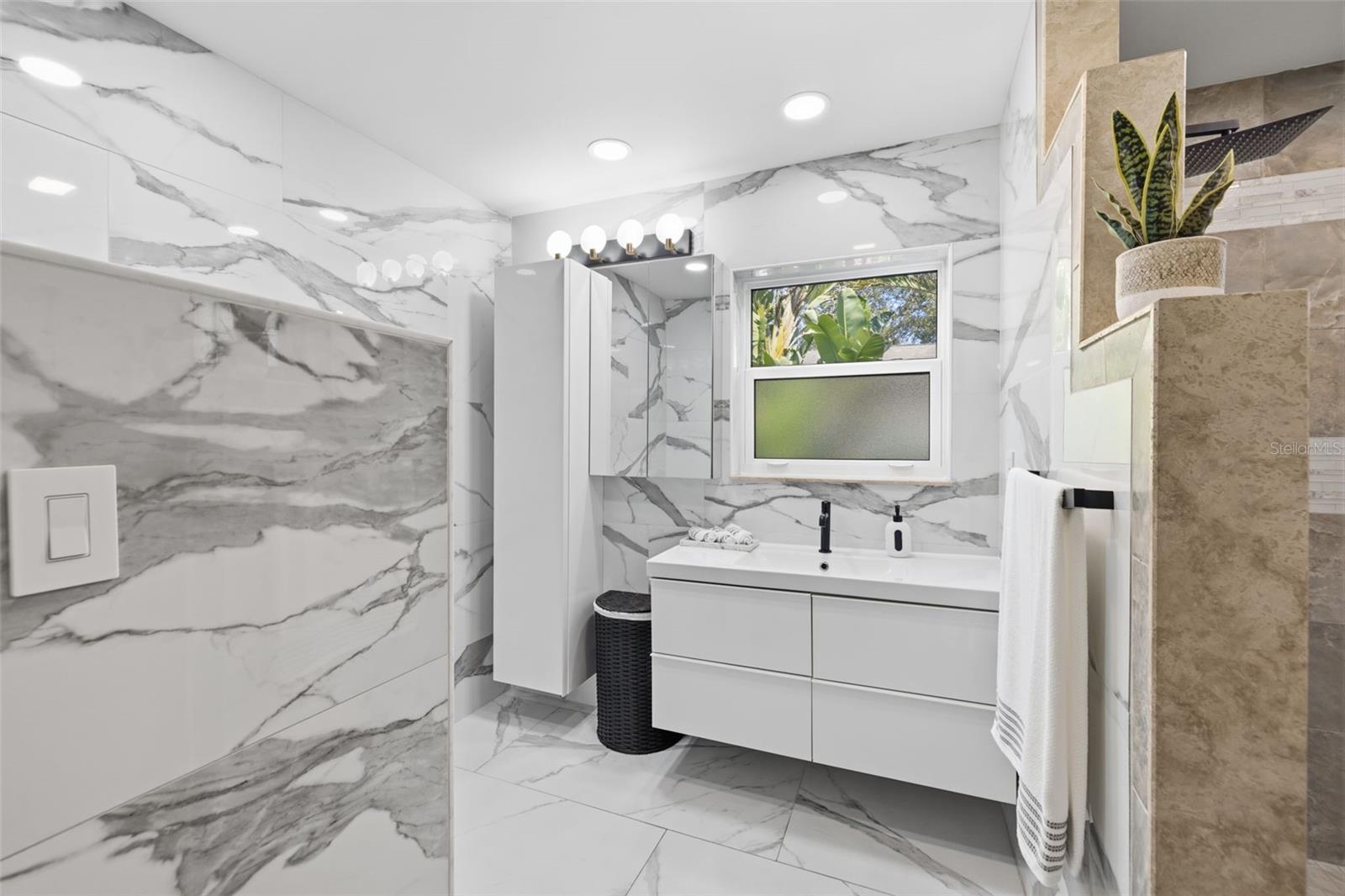 Image 78 of 99 For 639 43rd Avenue N