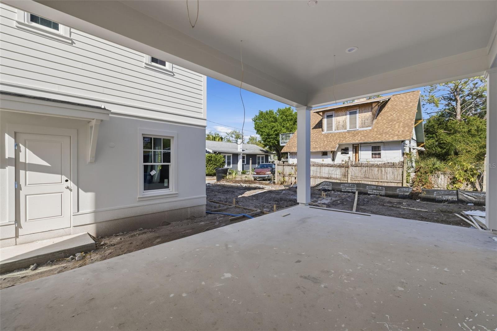 Image 11 of 37 For 345 11th Avenue Ne