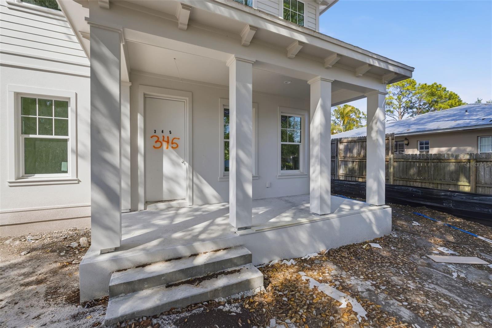 Image 7 of 37 For 345 11th Avenue Ne