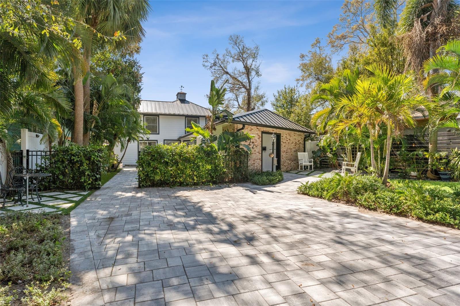 Image 55 of 67 For 222 11th Avenue N