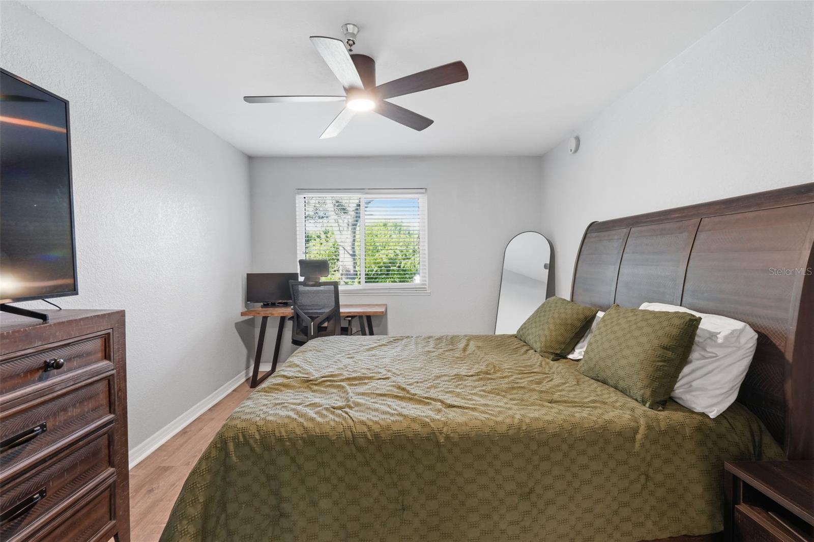 Image 13 of 23 For 10265 Gandy Boulevard N 1415