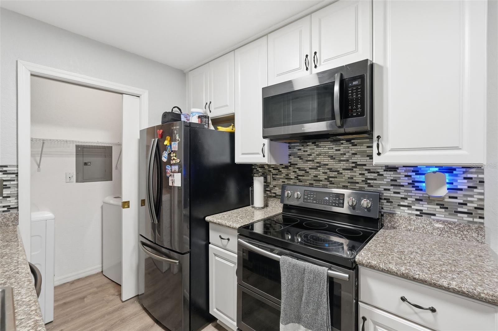 Image 9 of 23 For 10265 Gandy Boulevard N 1415