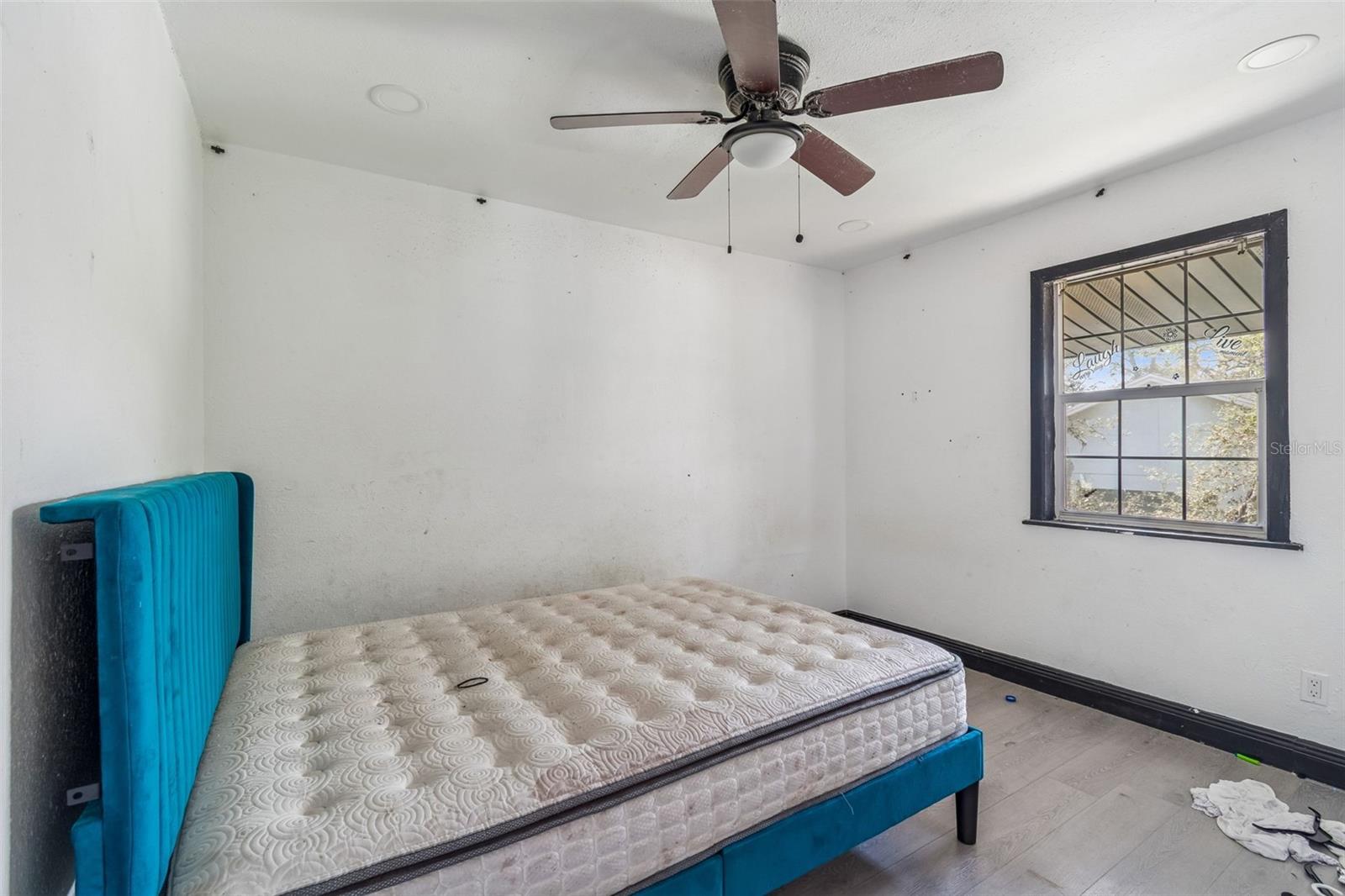 Image 5 of 26 For 2402 Cassell Street