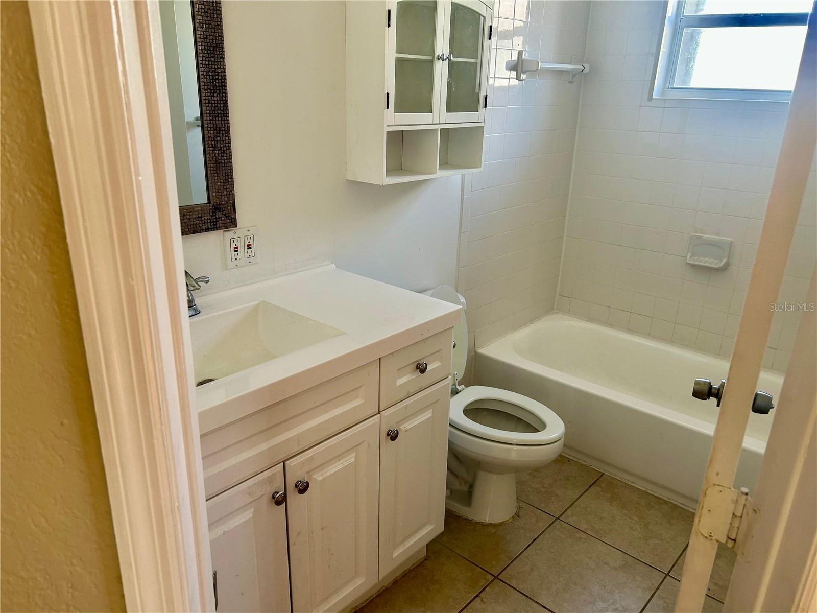 Image 18 of 18 For 1630 Van Buren Street