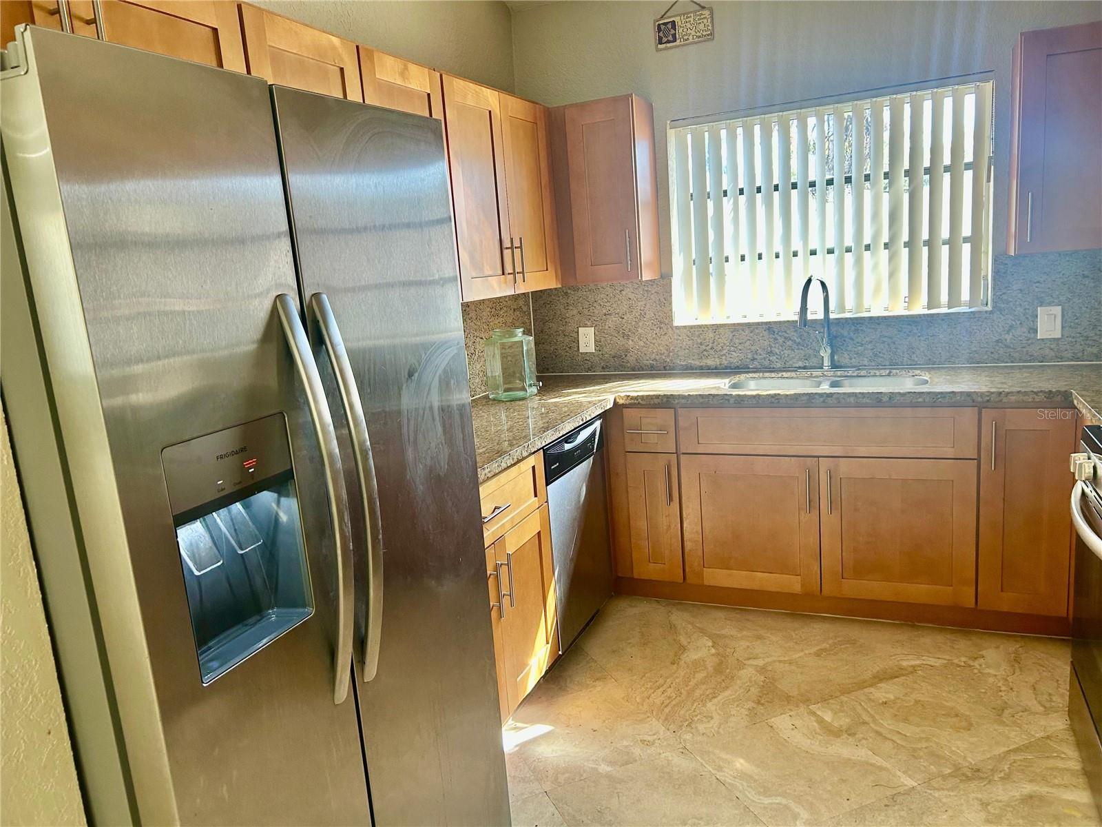 Image 7 of 18 For 1630 Van Buren Street