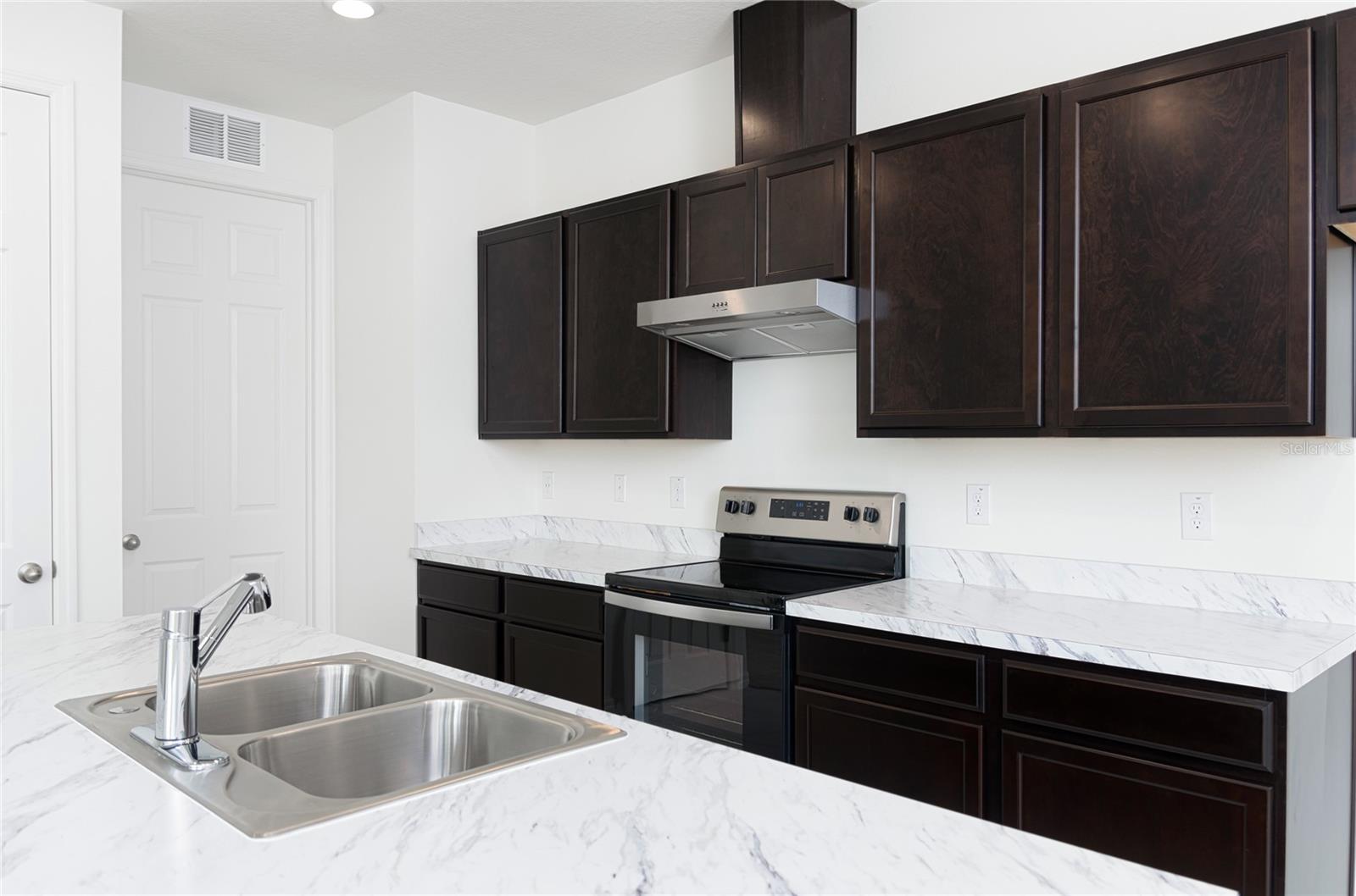 Image 6 of 34 For 2789 89th Street Circle E