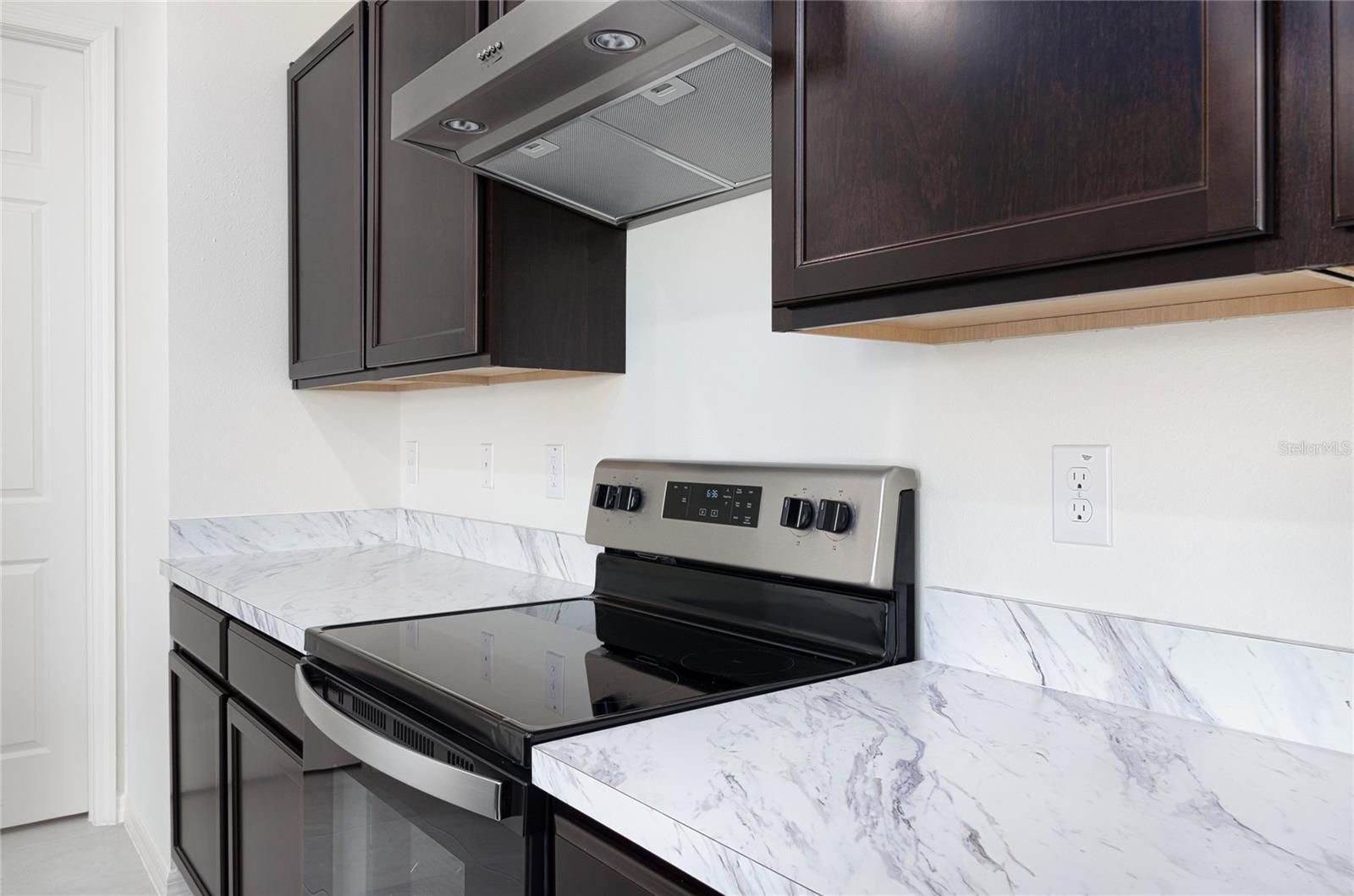 Image 7 of 34 For 2789 89th Street Circle E