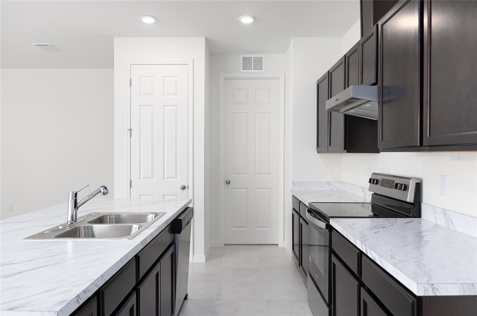 Image 8 of 34 For 2789 89th Street Circle E