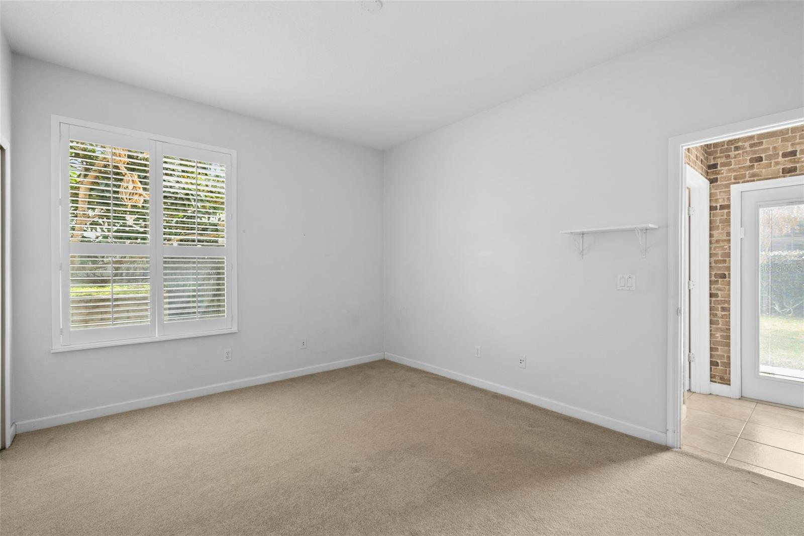 Listing photo id 35 for 1950 Elkhorn Court