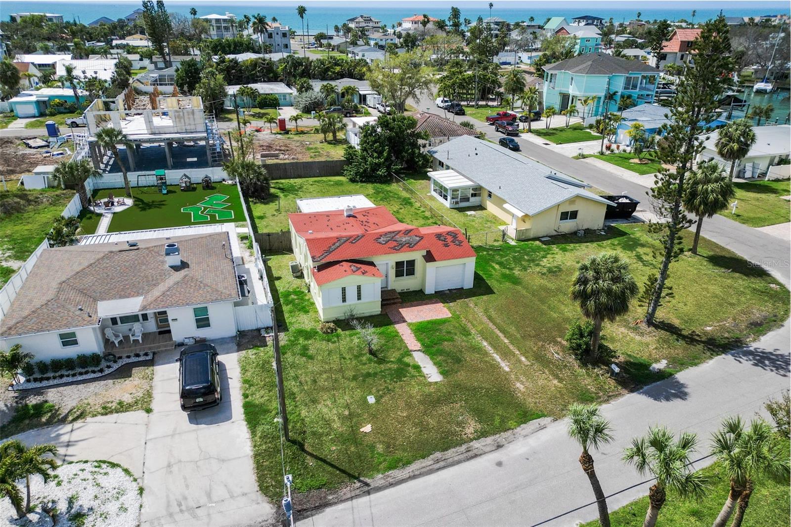 Image 5 of 11 For 15822 Redington Drive