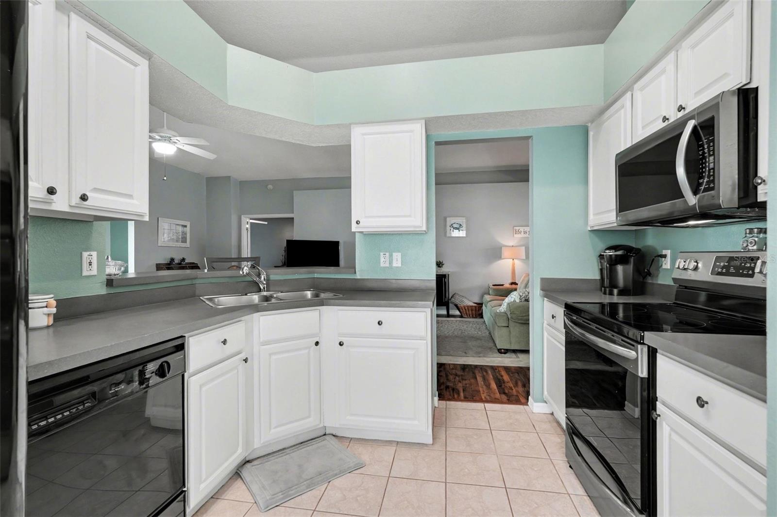 Image 12 of 40 For 11229 Corey Pavin Lane