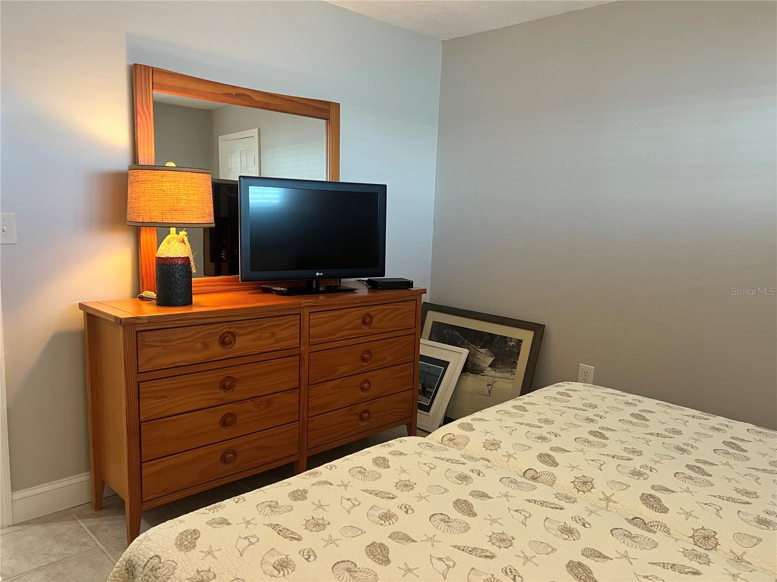 Image 16 of 25 For 1270 Gulf Boulevard 1403