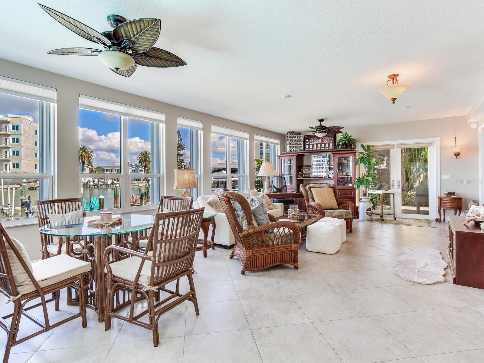 Image 19 of 60 For 210 Dolphin Point B