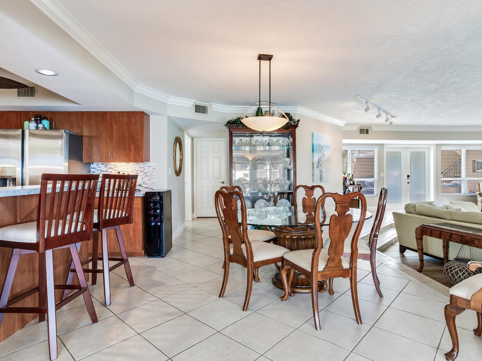 Image 22 of 60 For 210 Dolphin Point B