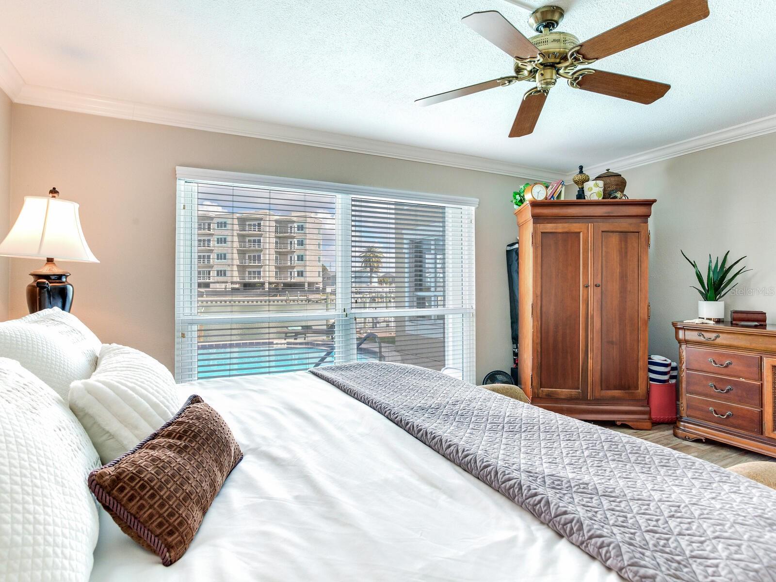 Image 39 of 60 For 210 Dolphin Point B