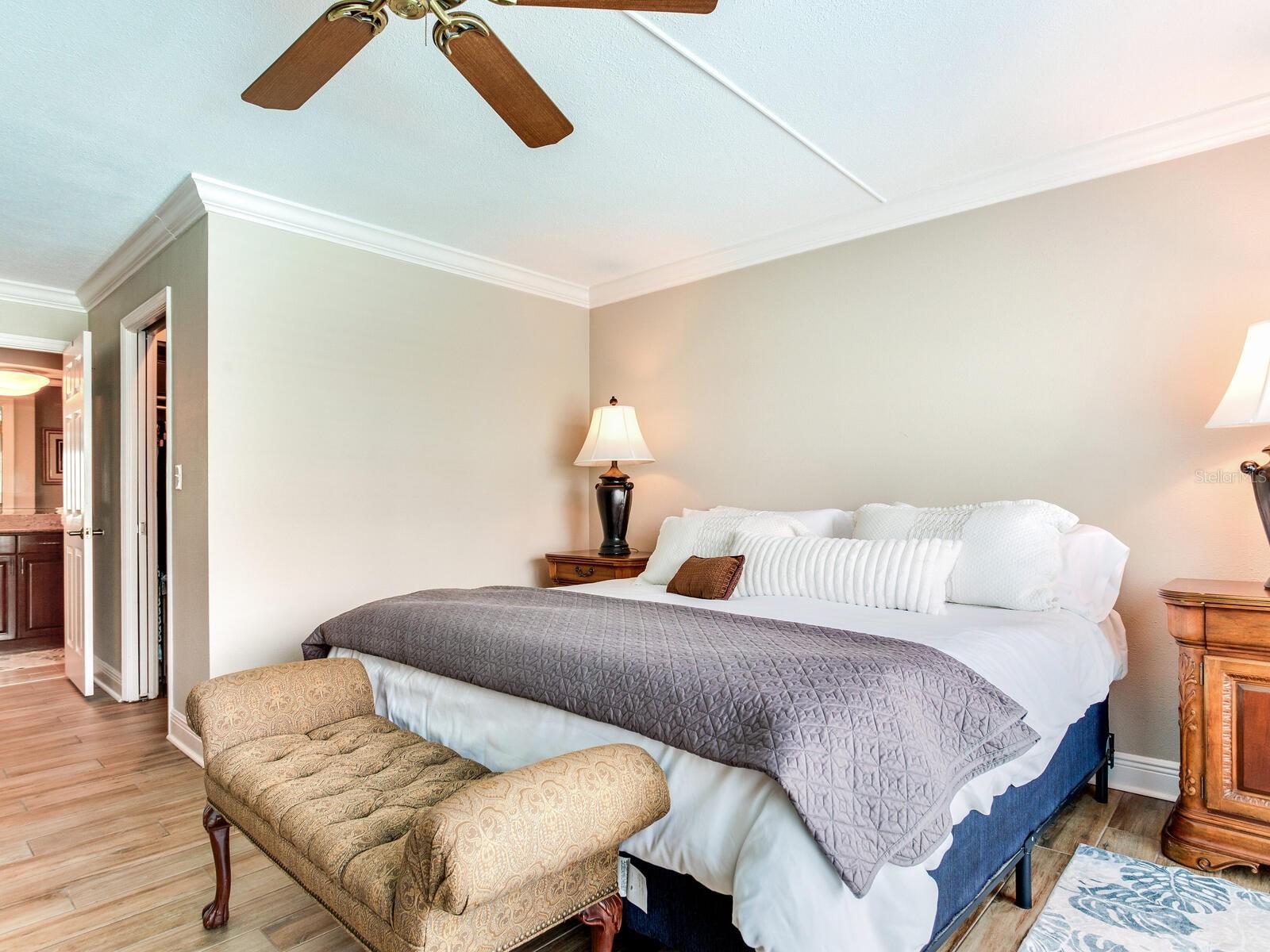 Image 41 of 60 For 210 Dolphin Point B