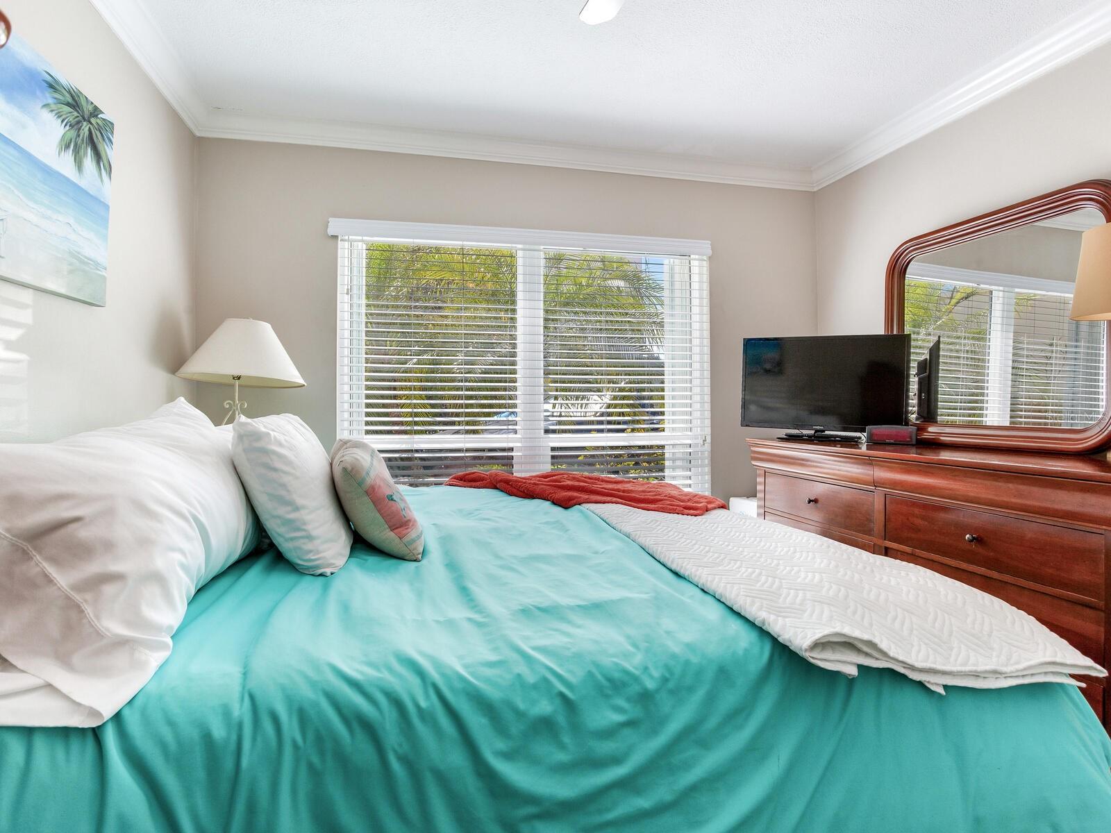 Image 47 of 60 For 210 Dolphin Point B