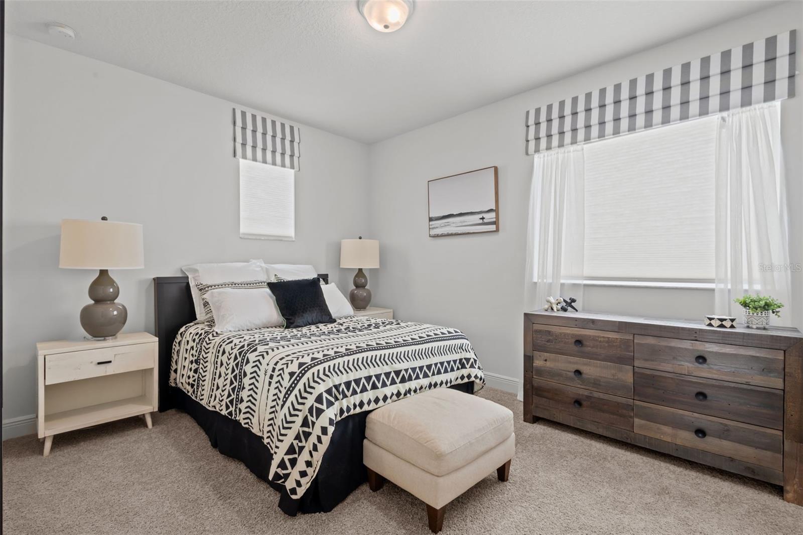 Image 36 of 59 For 14823 Caravan Avenue