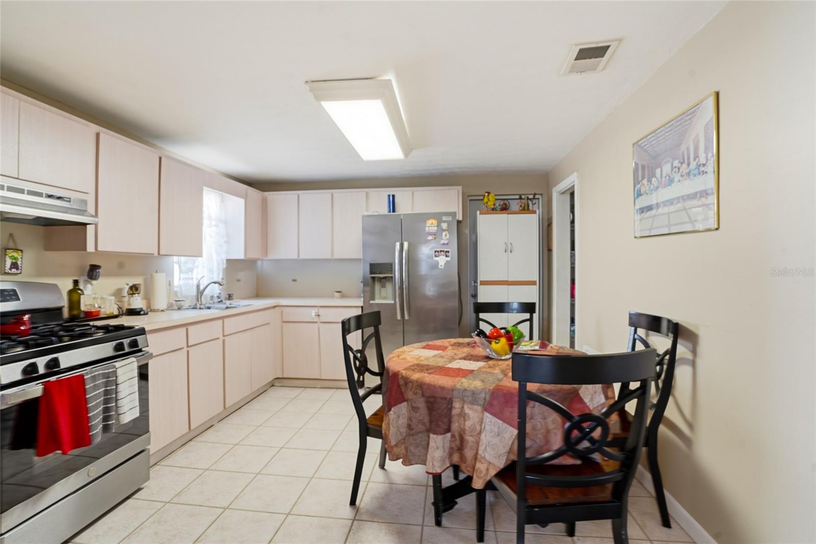 Image 12 of 33 For 2402 Corrine Street