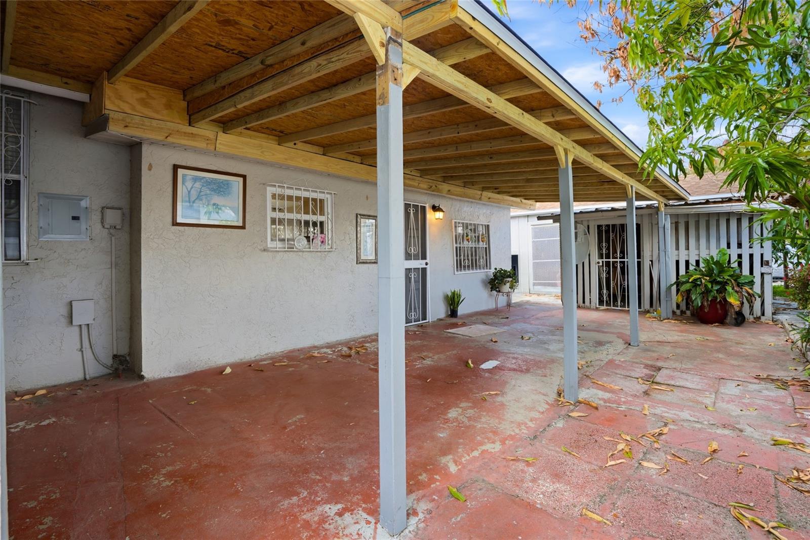 Image 18 of 33 For 2402 Corrine Street