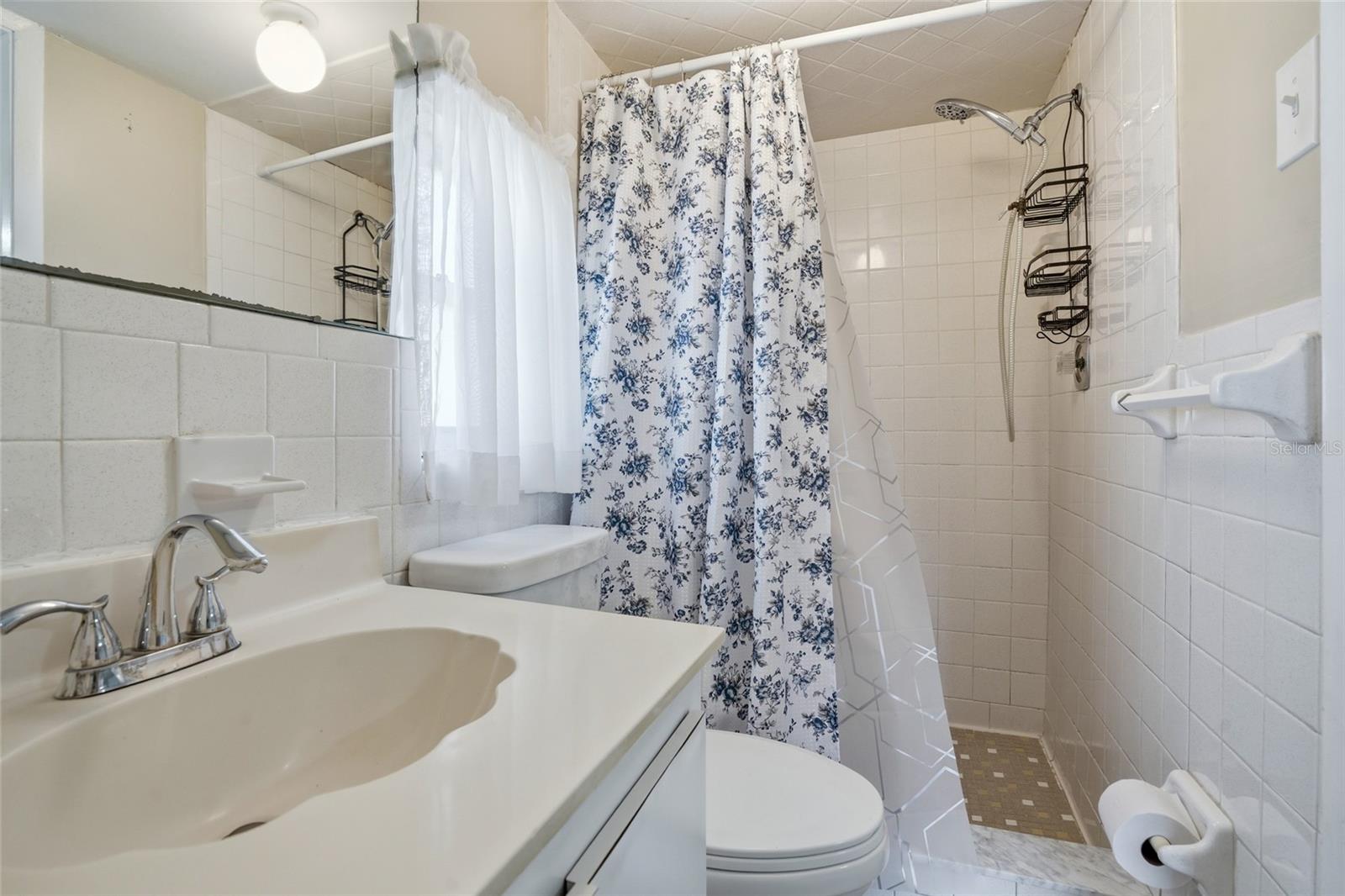 Image 24 of 33 For 2402 Corrine Street