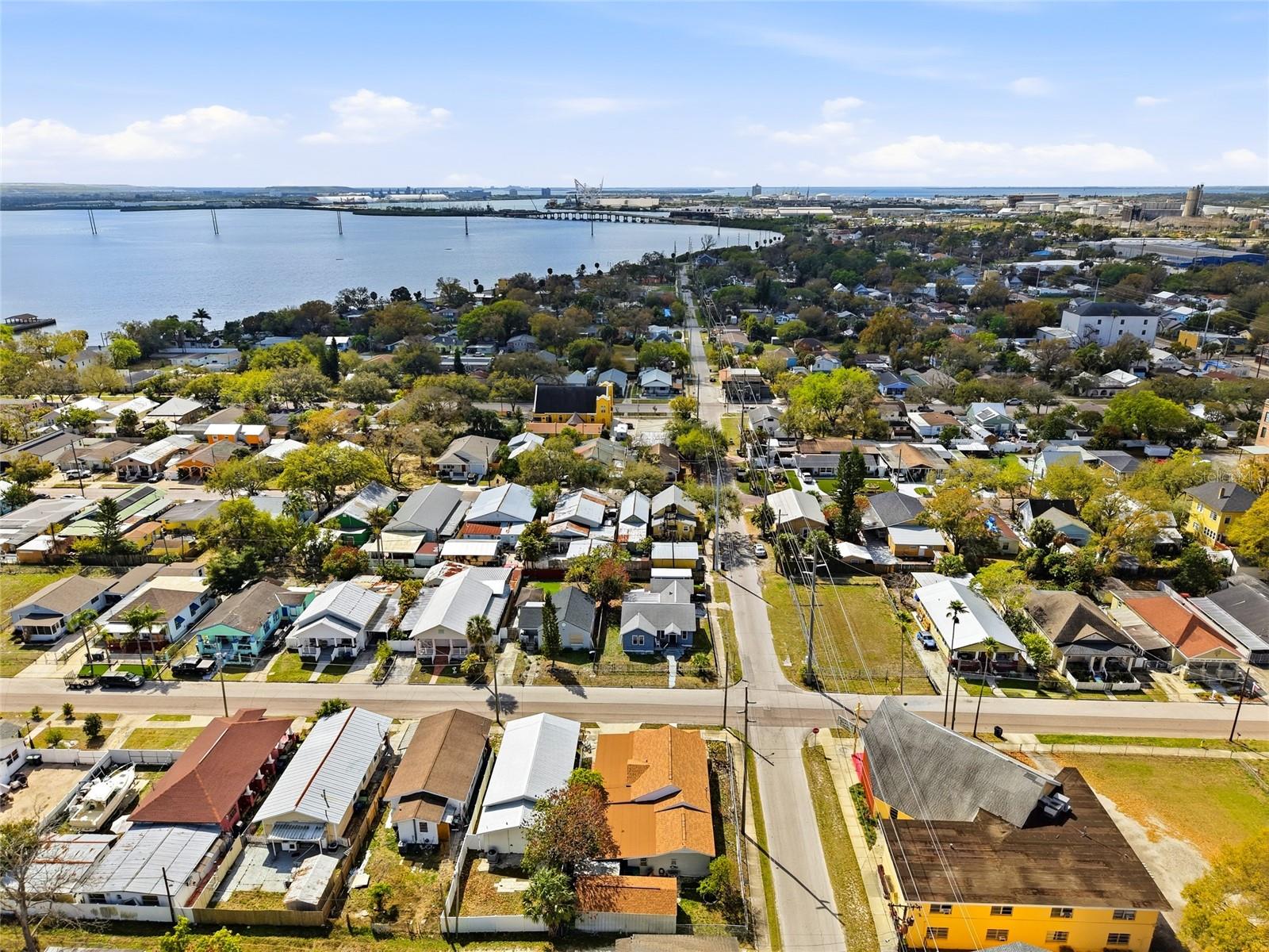 Image 30 of 33 For 2402 Corrine Street