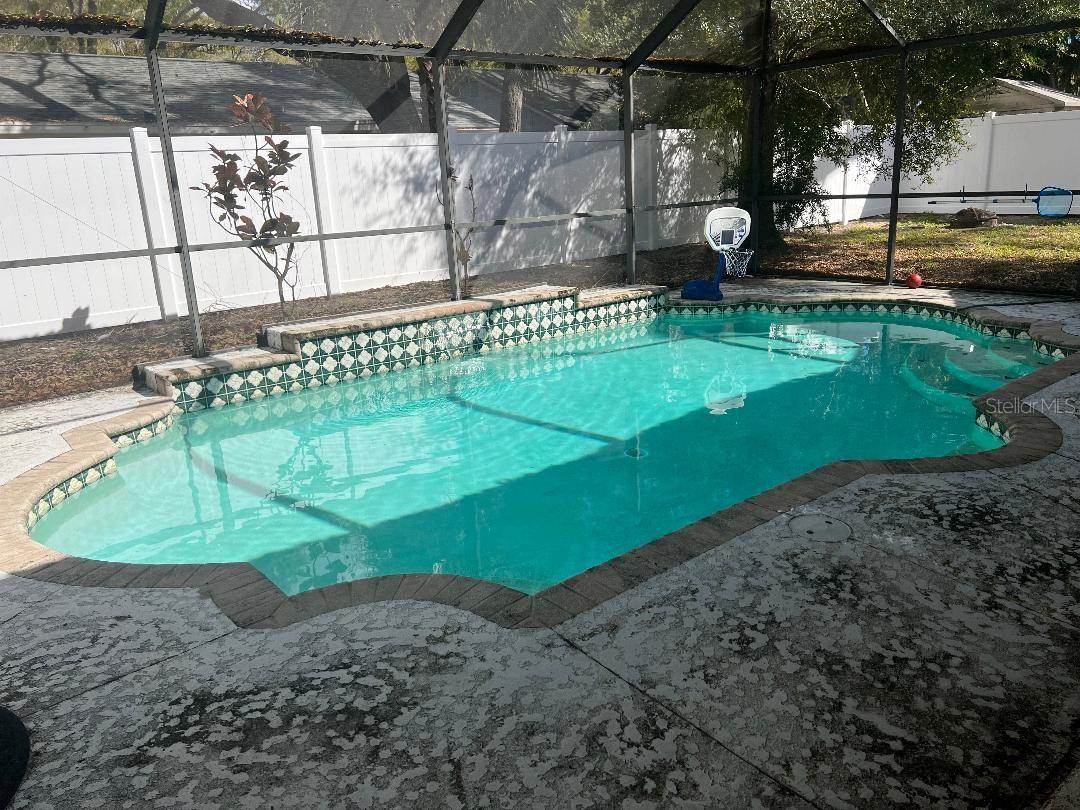 Image 17 of 45 For 200 Arbor Drive W