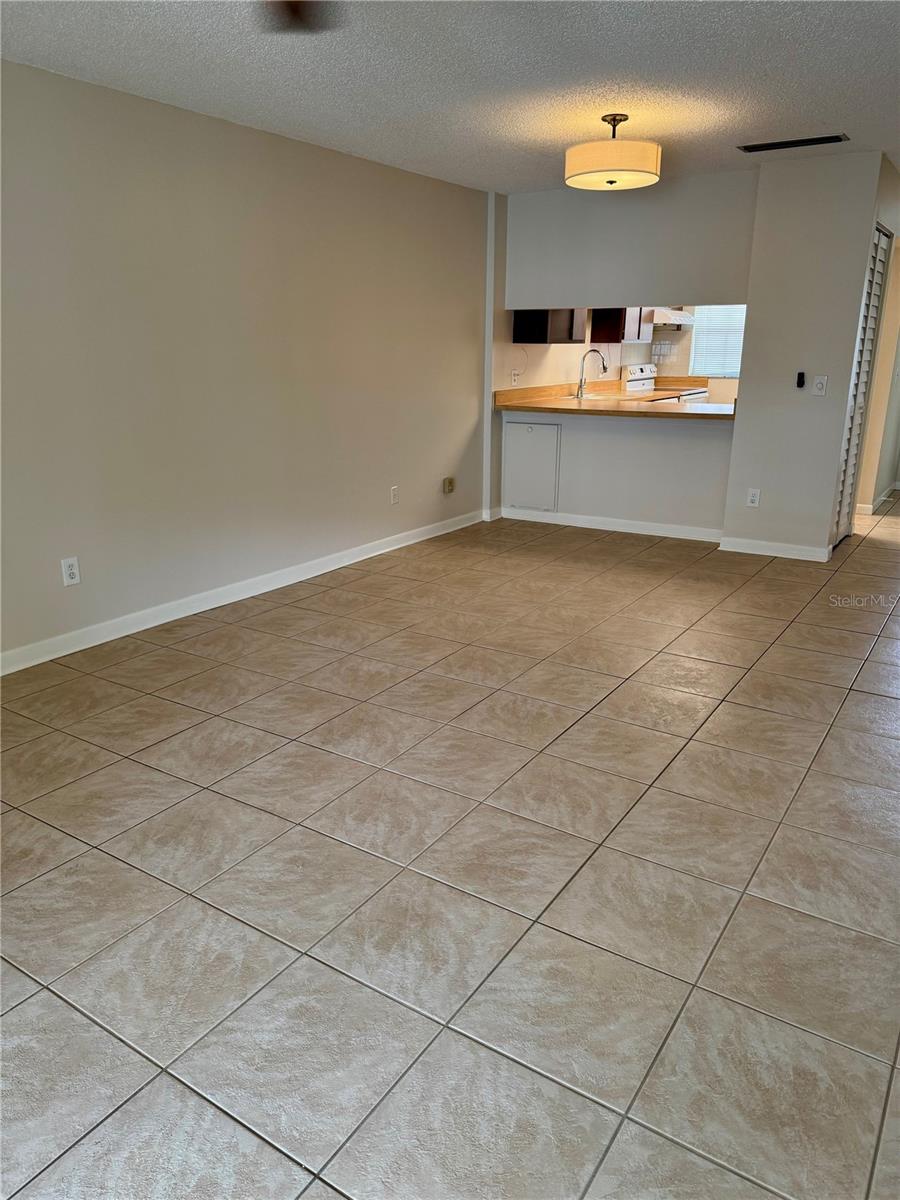 Image 15 of 17 For 3819 Oak Drive I42