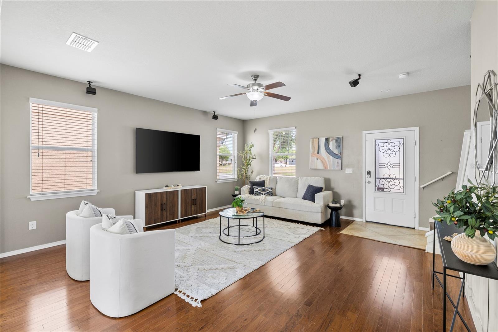 Image 3 of 32 For 9207 English Oaks Lane